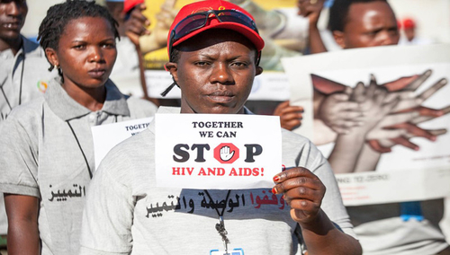 最新の企業ニュース HIV 感染 の 症例 が 女の子 の 中 で 増加 し て いる の は なぜ です か