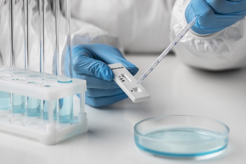 Latest company news about COVID-19 Antigen Test Homeのの利点そしてDownsides